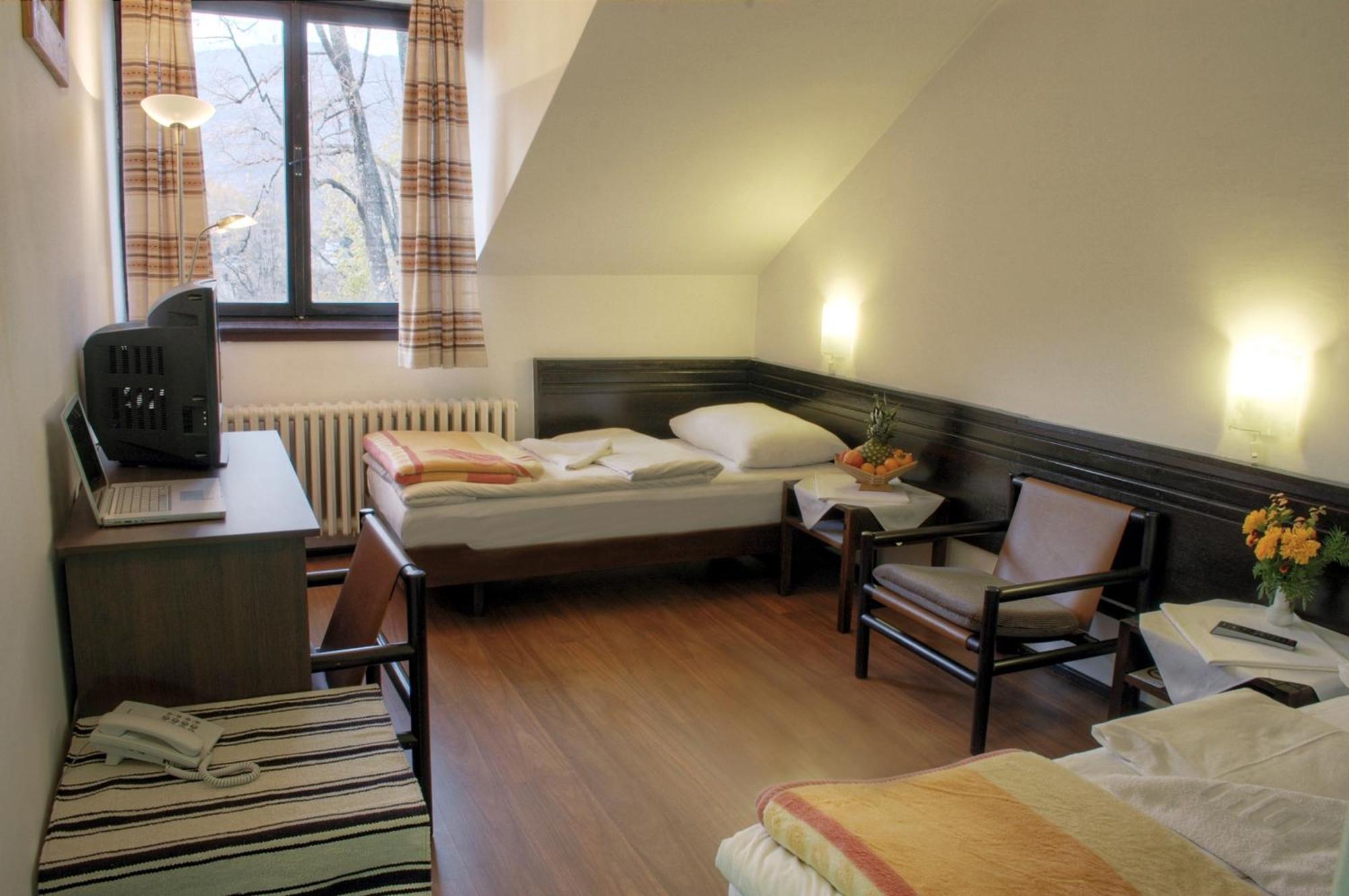 Hotel Komovi Andrijevica エクステリア 写真